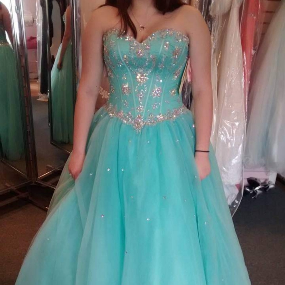 Prom dress